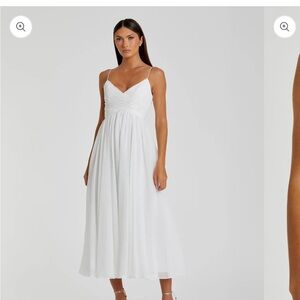 Ieena for Mac Duggal White Faux Wrap Sleeveless Flowy Midi Dress Size Small